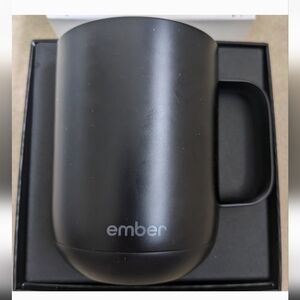 Ember 10oz Temperature Controlled Ceramic Mug & Coaster Black EUC